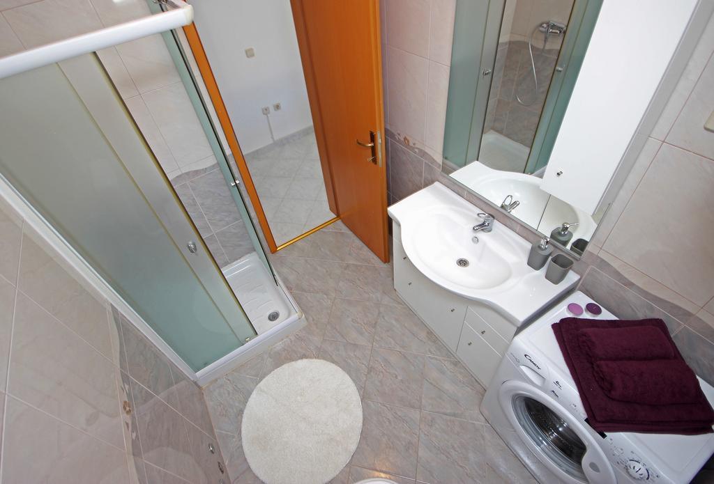 Apartment Ben Пула Екстериор снимка